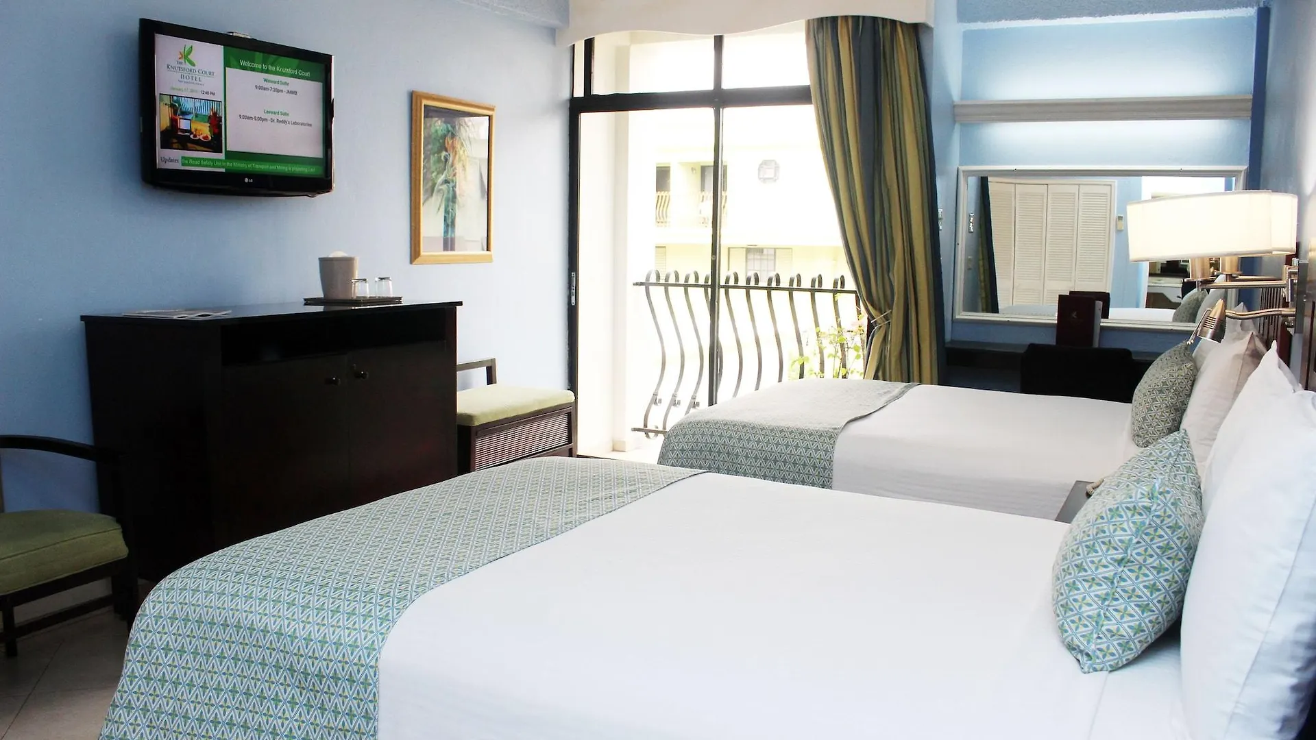 The Knutsford Court Hotel Kingston 3*,