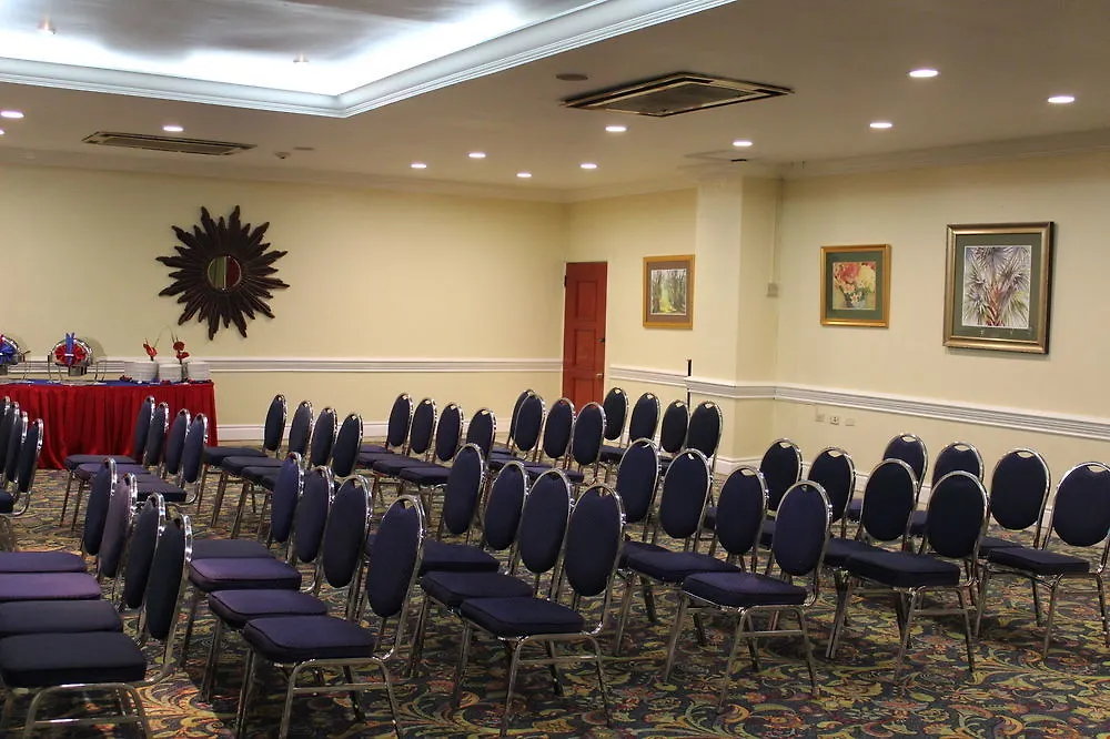 The Knutsford Court Hotel Kingston